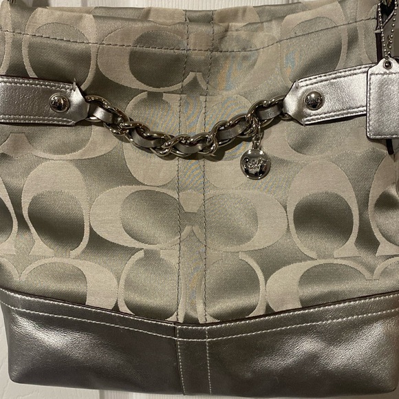 Coach Bag - Like New - Picture 3 of 10